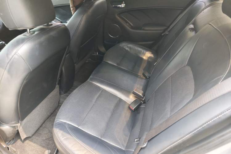 Used Kia K3 2017 1.6L Automatic 15th Anniversary Special Edition GLS Interior 3