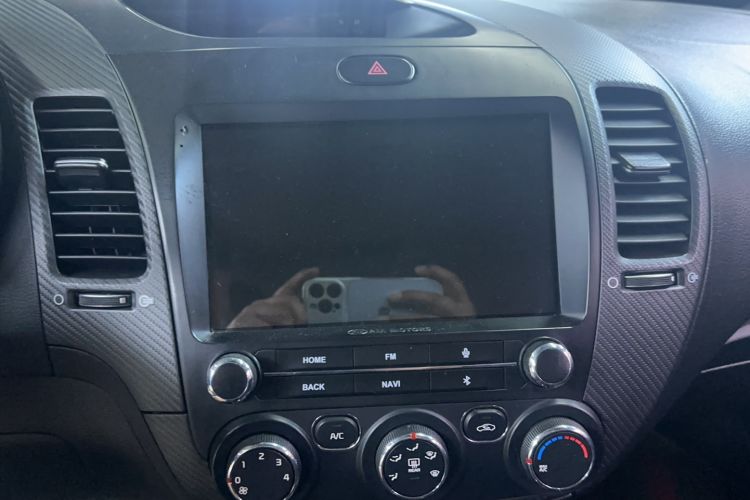 Used Kia K3 2017 1.6L Automatic 15th Anniversary Special Edition GLS Interior 4