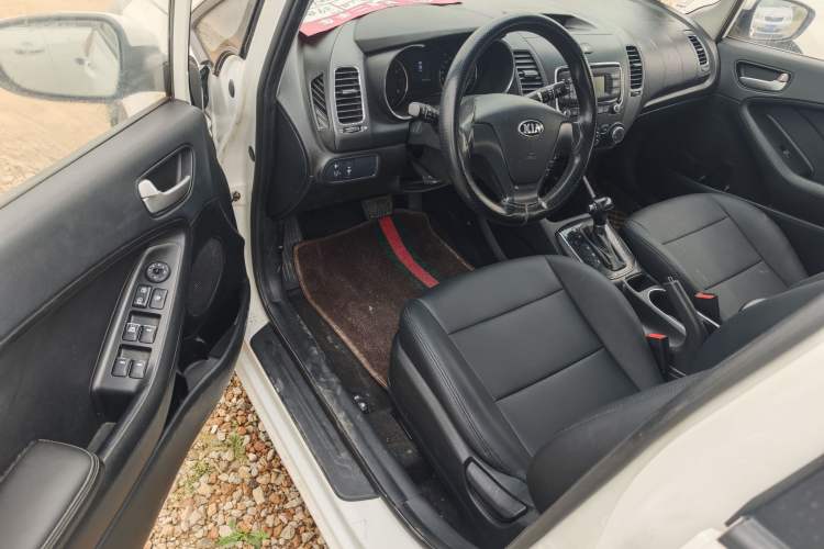 Used Kia K3 2017 1.6L Automatic 15th Anniversary Special Edition GLS Interior 5