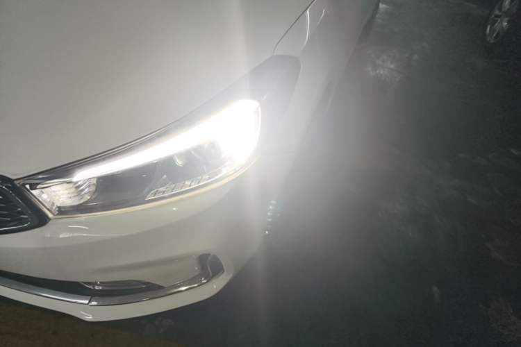 Used Kia K3 2017 1.6L Automatic 15th Anniversary Special Edition GLS Left Front Headlight
