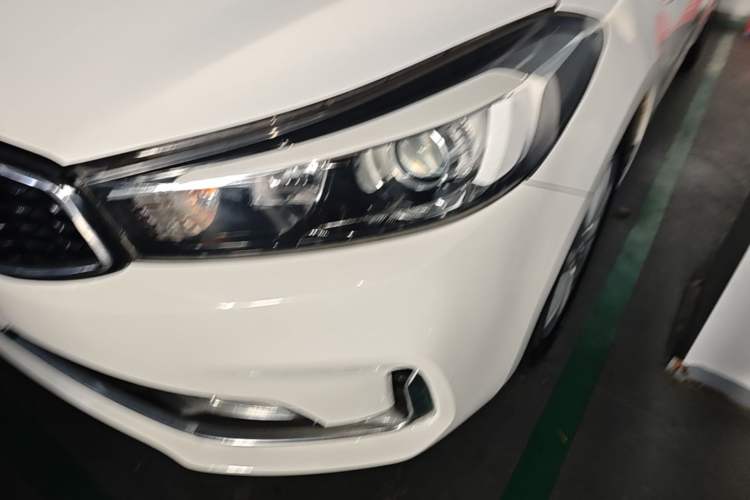 Used Kia K3 2017 1.6L Automatic 15th Anniversary Special Edition GLS Left Front Headlight