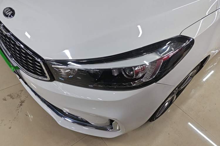 Used Kia K3 2017 1.6L Automatic 15th Anniversary Special Edition GLS Left Front Headlight