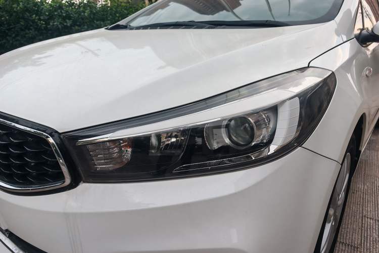 Used Kia K3 2017 1.6L Automatic 15th Anniversary Special Edition GLS Left Front Headlight