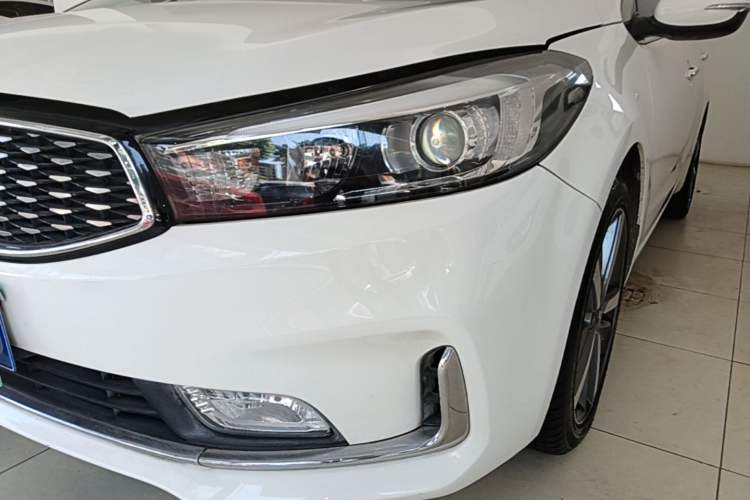 Used Kia K3 2017 1.6L Automatic 15th Anniversary Special Edition GLS Left Front Headlight