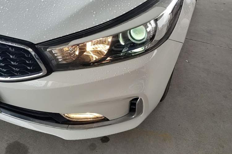 Used Kia K3 2017 1.6L Automatic 15th Anniversary Special Edition GLS Left Front Headlight