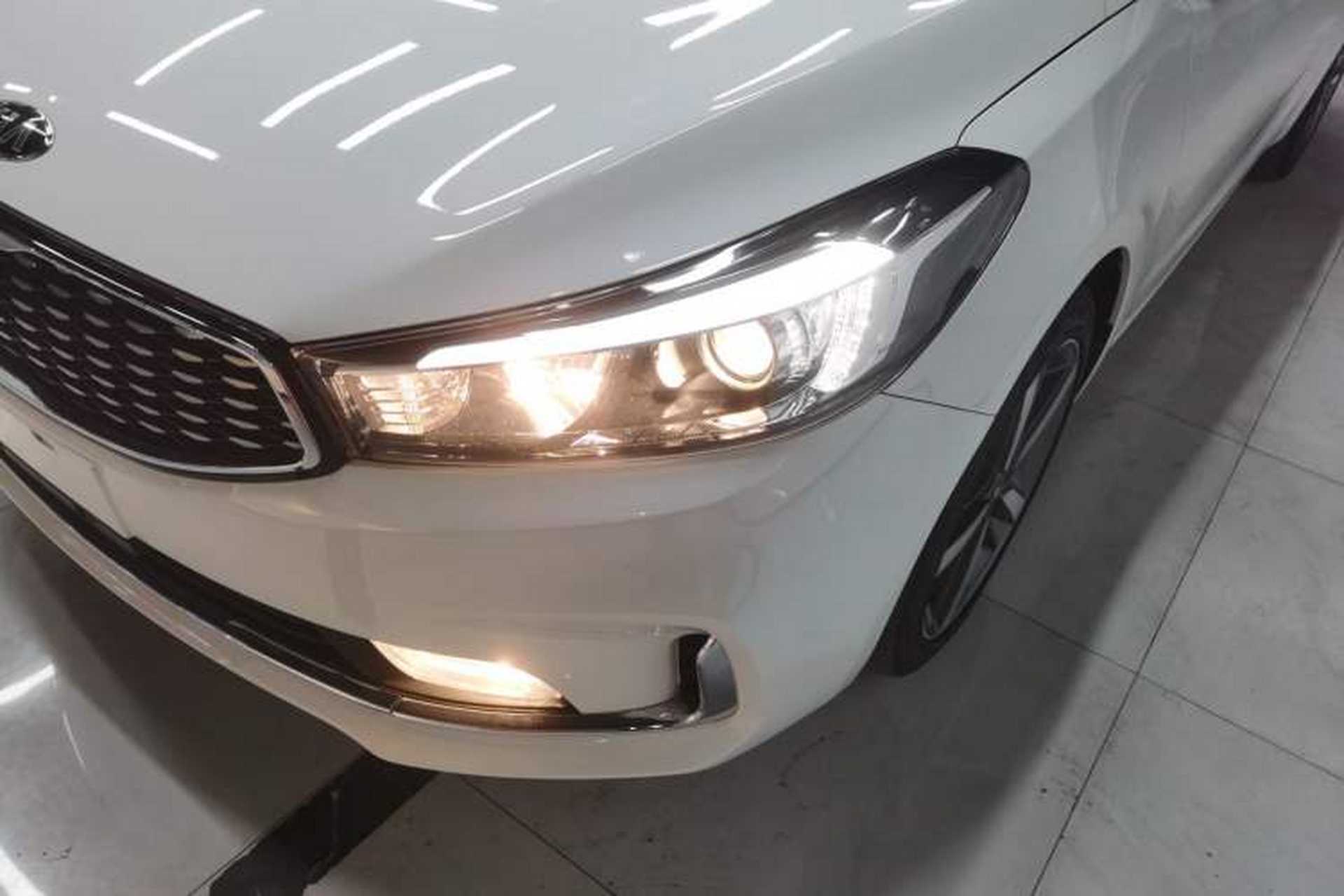 Used Kia K3 2017 1.6L Automatic 15th Anniversary Special Edition GLS Left Front Headlight
