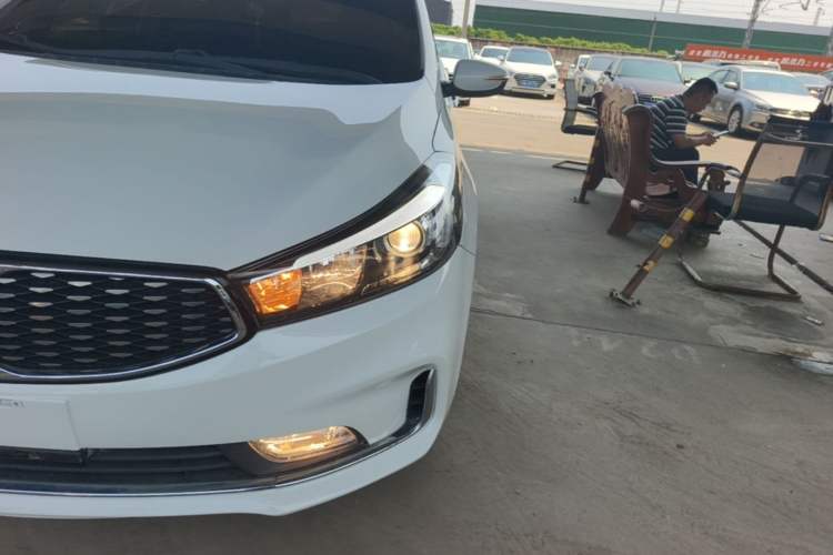 Used Kia K3 2017 1.6L Automatic 15th Anniversary Special Edition GLS Left Front Headlight