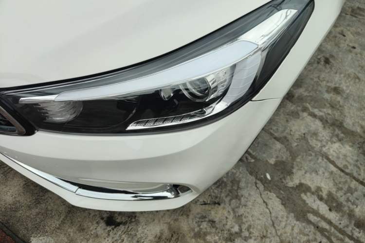 Used Kia K3 2017 1.6L Automatic 15th Anniversary Special Edition GLS Left Front Headlight