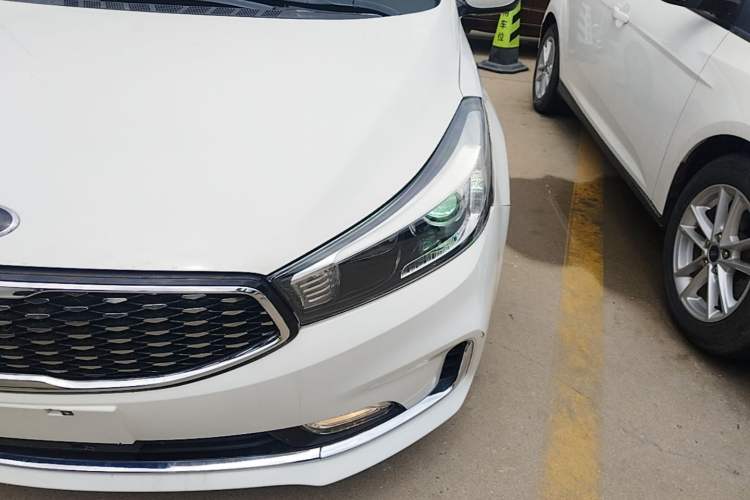Used Kia K3 2017 1.6L Automatic 15th Anniversary Special Edition GLS Left Front Headlight