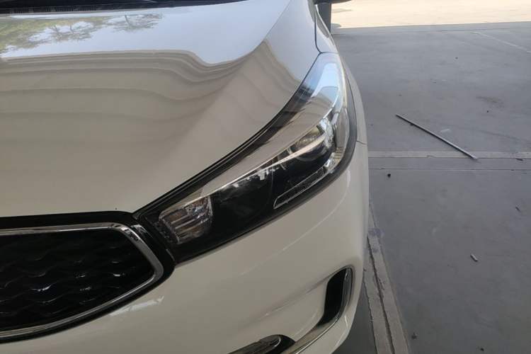 Used Kia K3 2017 1.6L Automatic 15th Anniversary Special Edition GLS Left Front Headlight