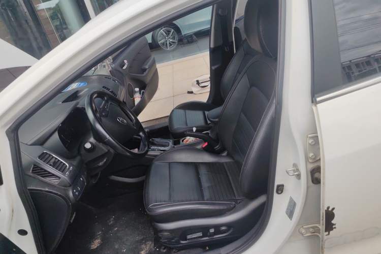 Used Kia K3 2017 1.6L Automatic 15th Anniversary Special Edition GLS Left Front Seat