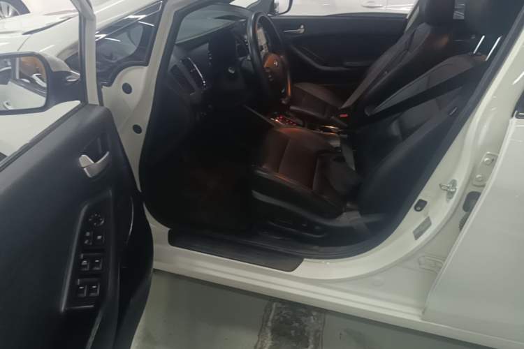 Used Kia K3 2017 1.6L Automatic 15th Anniversary Special Edition GLS Left Front Seat