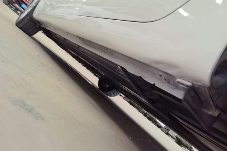 Used Kia K3 2017 1.6L Automatic 15th Anniversary Special Edition GLS Left Side Sill