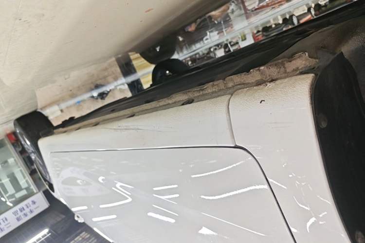 Used Kia K3 2017 1.6L Automatic 15th Anniversary Special Edition GLS Left Side Sill
