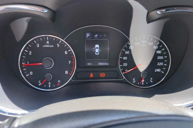 Used Kia K3 2017 1.6L Automatic 15th Anniversary Special Edition GLS Odometer Close Up