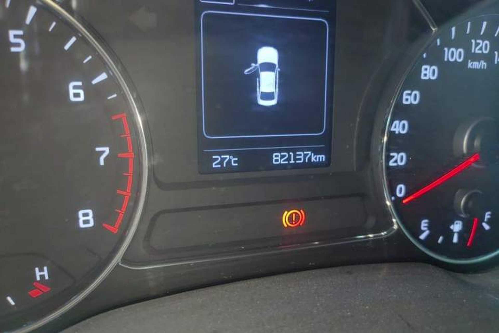 Used Kia K3 2017 1.6L Automatic 15th Anniversary Special Edition GLS Odometer Close Up
