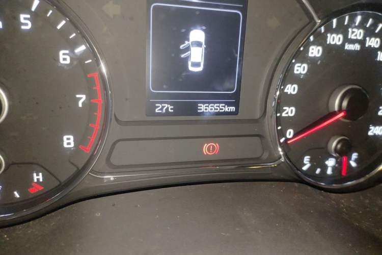 Used Kia K3 2017 1.6L Automatic 15th Anniversary Special Edition GLS Odometer Close Up