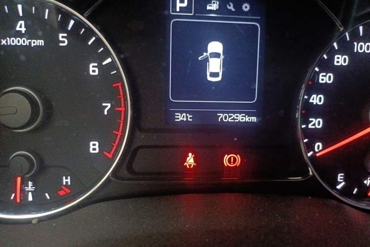 Used Kia K3 2017 1.6L Automatic 15th Anniversary Special Edition GLS Odometer Close Up