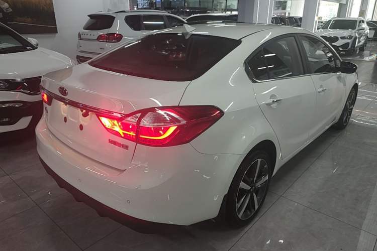 Used Kia K3 2017 1.6L Automatic 15th Anniversary Special Edition GLS Rear Right 45 Deg