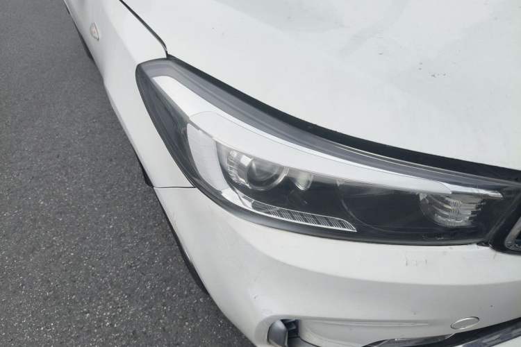 Used Kia K3 2017 1.6L Automatic 15th Anniversary Special Edition GLS Right Front Headlight