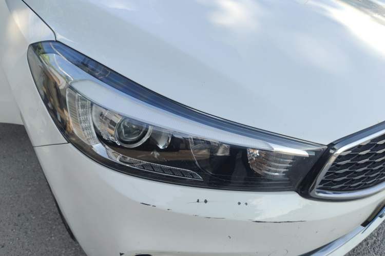 Used Kia K3 2017 1.6L Automatic 15th Anniversary Special Edition GLS Right Front Headlight