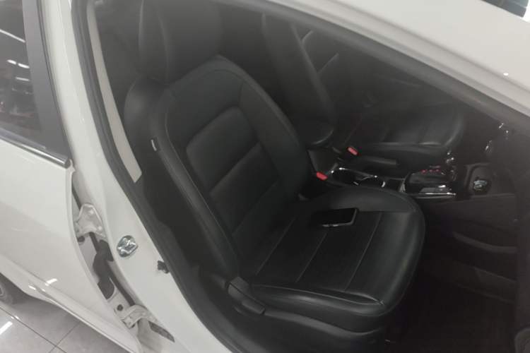 Used Kia K3 2017 1.6L Automatic 15th Anniversary Special Edition GLS Right Front Seat
