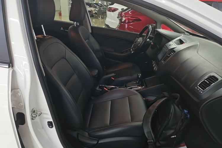 Used Kia K3 2017 1.6L Automatic 15th Anniversary Special Edition GLS Right Front Seat