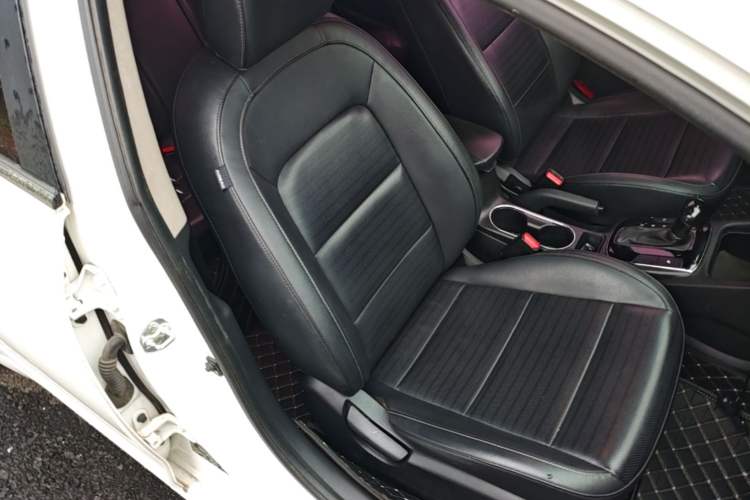 Used Kia K3 2017 1.6L Automatic 15th Anniversary Special Edition GLS Right Front Seat