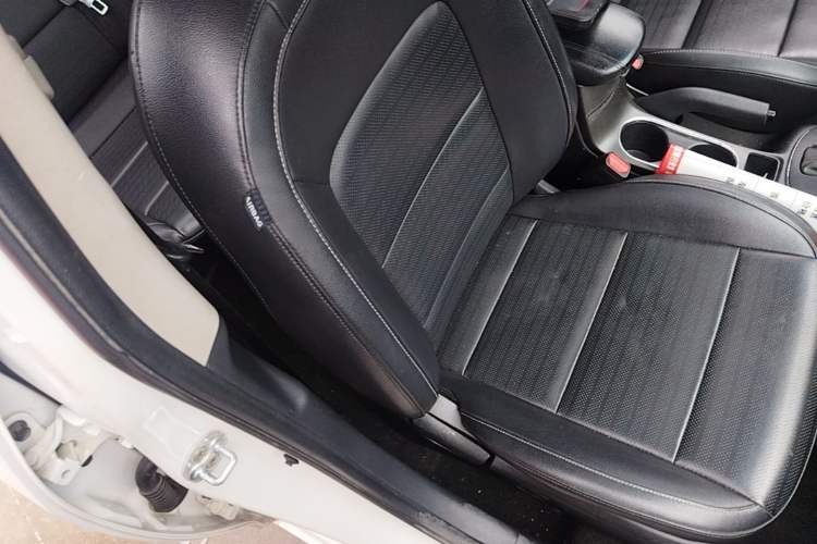 Used Kia K3 2017 1.6L Automatic 15th Anniversary Special Edition GLS Right Front Seat