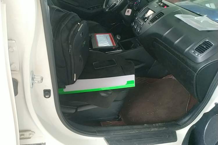 Used Kia K3 2017 1.6L Automatic 15th Anniversary Special Edition GLS Right Front Seat