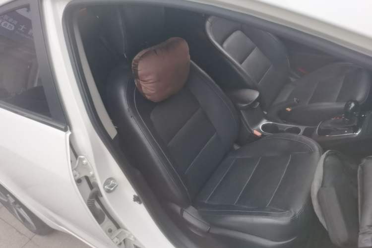 Used Kia K3 2017 1.6L Automatic 15th Anniversary Special Edition GLS Right Front Seat