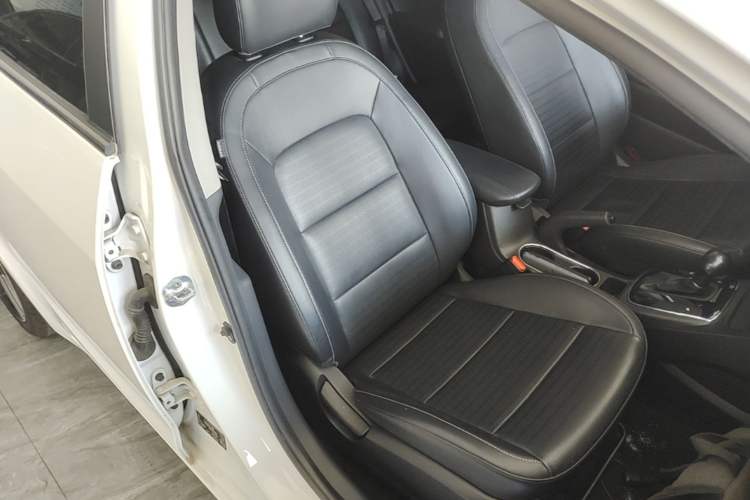 Used Kia K3 2017 1.6L Automatic 15th Anniversary Special Edition GLS Right Front Seat