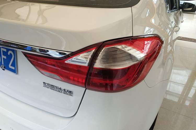 Used Kia K3 2017 1.6L Automatic 15th Anniversary Special Edition GLS Right Rear Taillight