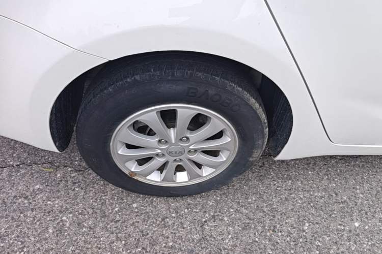 Used Kia K3 2017 1.6L Automatic 15th Anniversary Special Edition GLS Right Rear Wheel Hub
