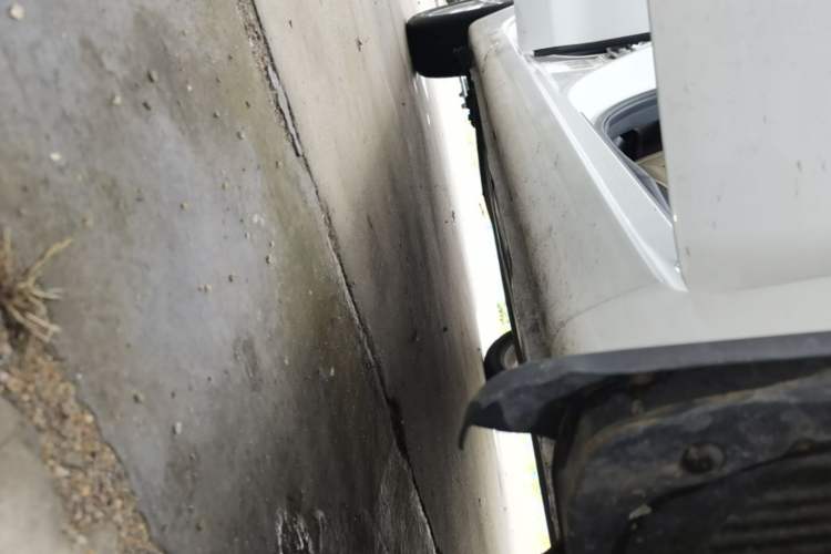 Used Kia K3 2017 1.6L Automatic 15th Anniversary Special Edition GLS Right Side Sill