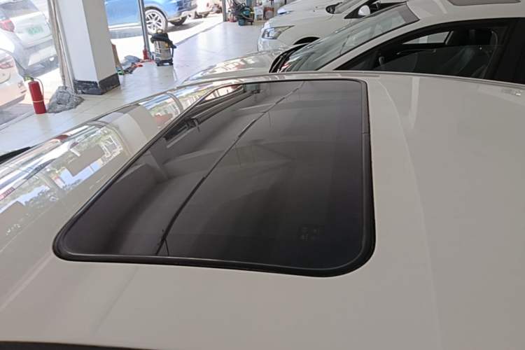 Used Kia K3 2017 1.6L Automatic 15th Anniversary Special Edition GLS Roof