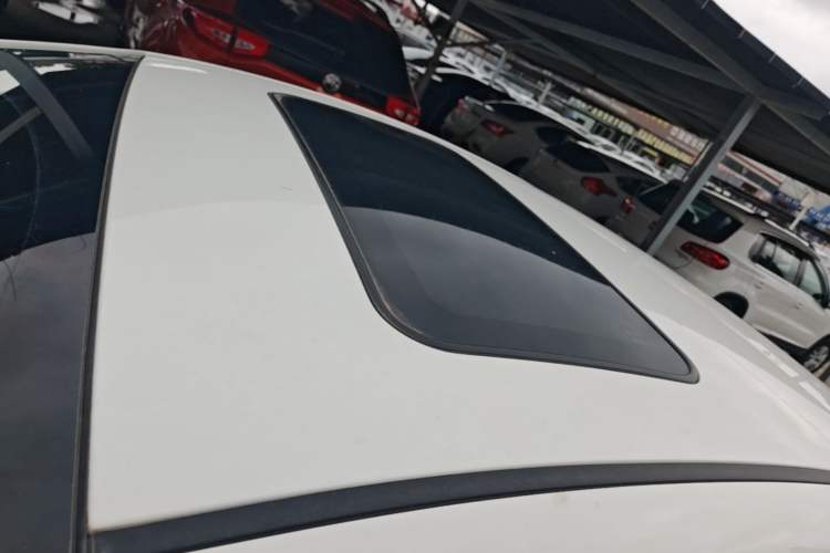 Used Kia K3 2017 1.6L Automatic 15th Anniversary Special Edition GLS Roof
