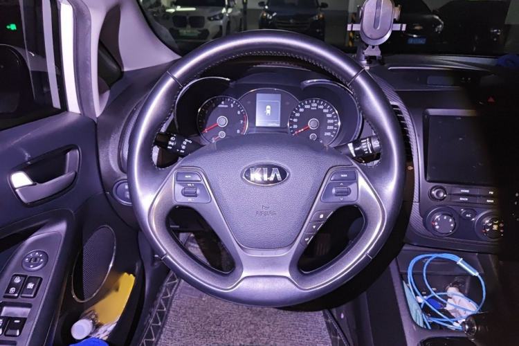 Used Kia K3 2017 1.6L Automatic 15th Anniversary Special Edition GLS Steering Wheel