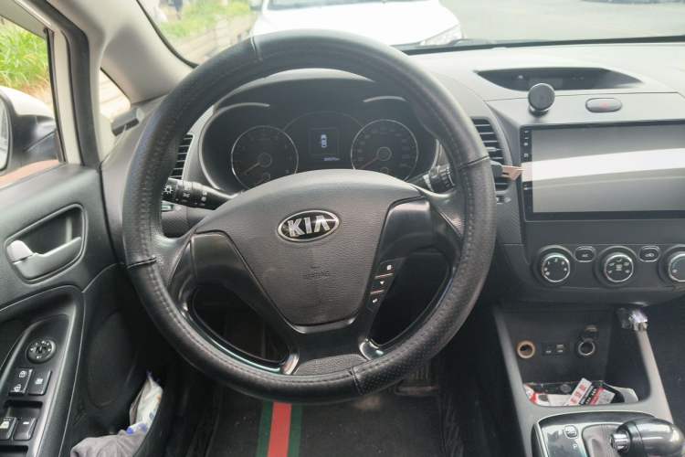 Used Kia K3 2017 1.6L Automatic 15th Anniversary Special Edition GLS Steering Wheel