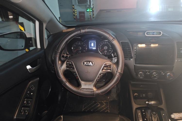 Used Kia K3 2017 1.6L Automatic 15th Anniversary Special Edition GLS Steering Wheel