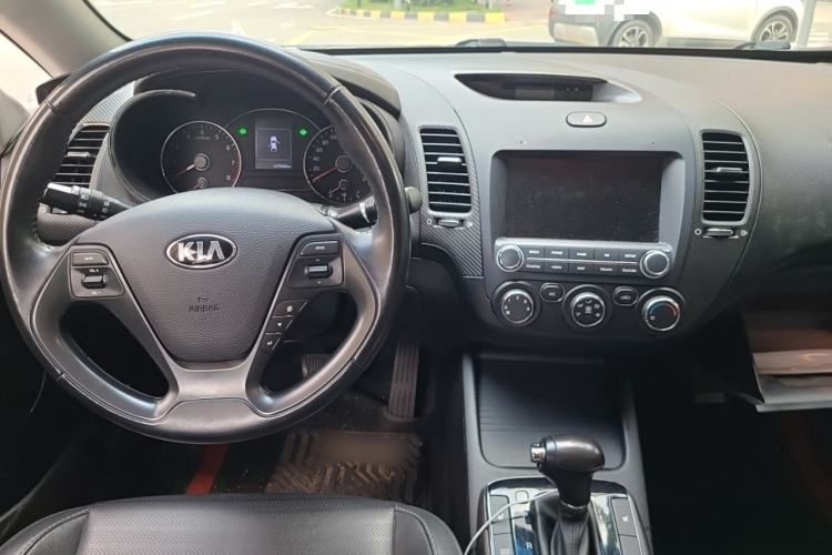 Used Kia K3 2017 1.6L Automatic 15th Anniversary Special Edition GLS Steering Wheel