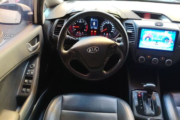 Used Kia K3 2017 1.6L Automatic 15th Anniversary Special Edition GLS Steering Wheel