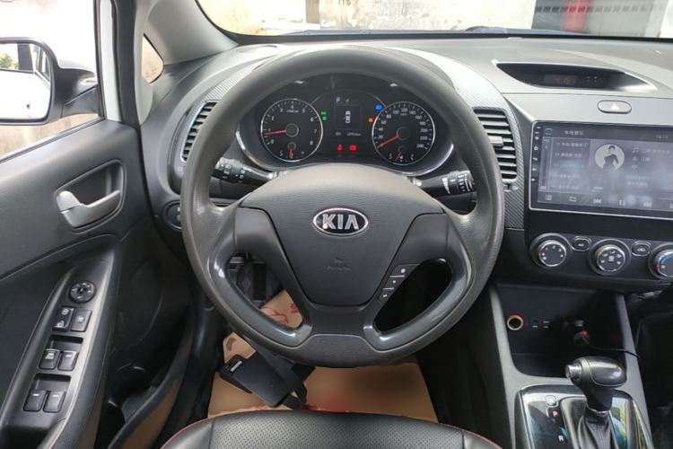 Used Kia K3 2017 1.6L Automatic 15th Anniversary Special Edition GLS Steering Wheel