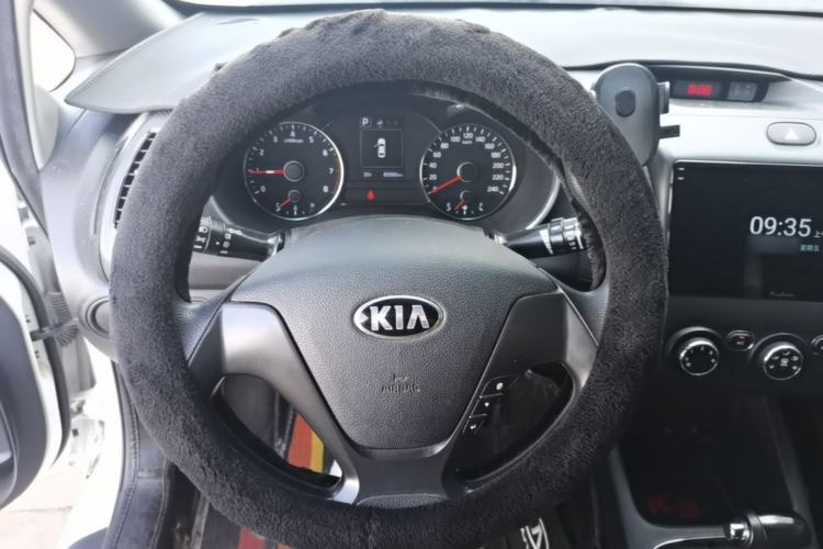 Used Kia K3 2017 1.6L Automatic 15th Anniversary Special Edition GLS Steering Wheel