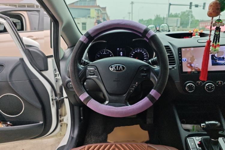 Used Kia K3 2017 1.6L Automatic 15th Anniversary Special Edition GLS Steering Wheel
