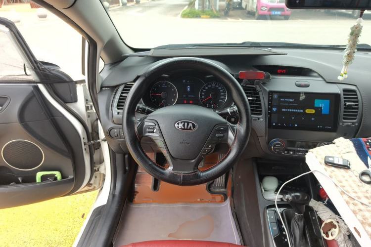 Used Kia K3 2017 1.6L Automatic 15th Anniversary Special Edition GLS Steering Wheel