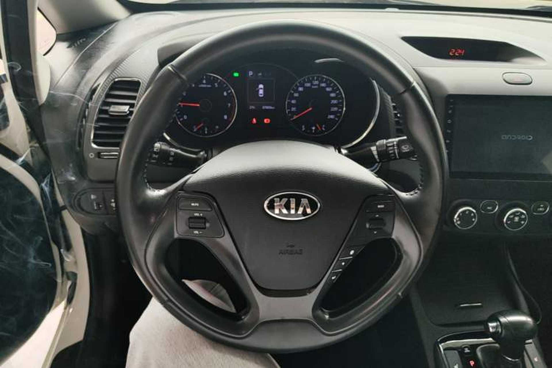Used Kia K3 2017 1.6L Automatic 15th Anniversary Special Edition GLS Steering Wheel