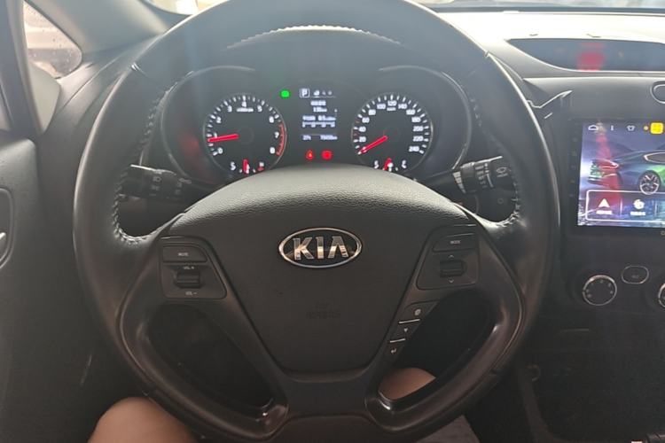 Used Kia K3 2017 1.6L Automatic 15th Anniversary Special Edition GLS Steering Wheel
