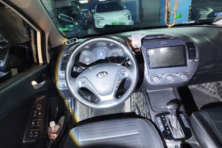 Used Kia K3 2017 1.6L Automatic 15th Anniversary Special Edition GLS Steering Wheel