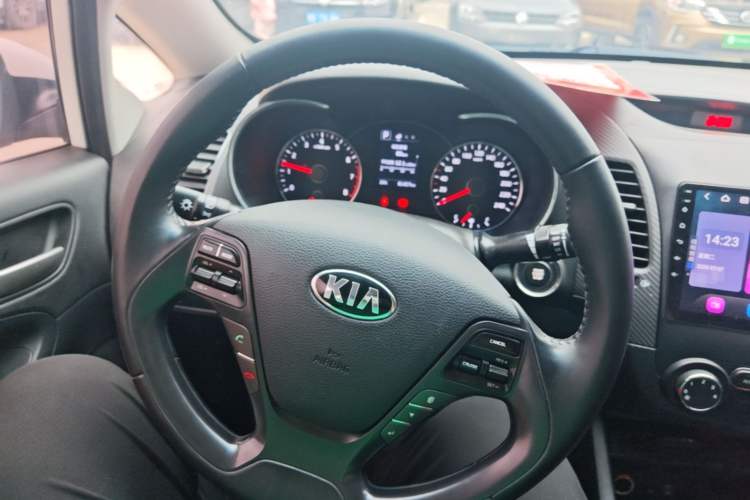 Used Kia K3 2017 1.6L Automatic 15th Anniversary Special Edition GLS Steering Wheel